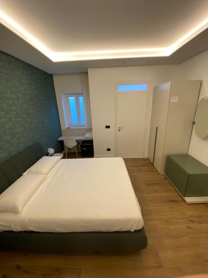 Villa Palladino Rooms Джовинацо Екстериор снимка